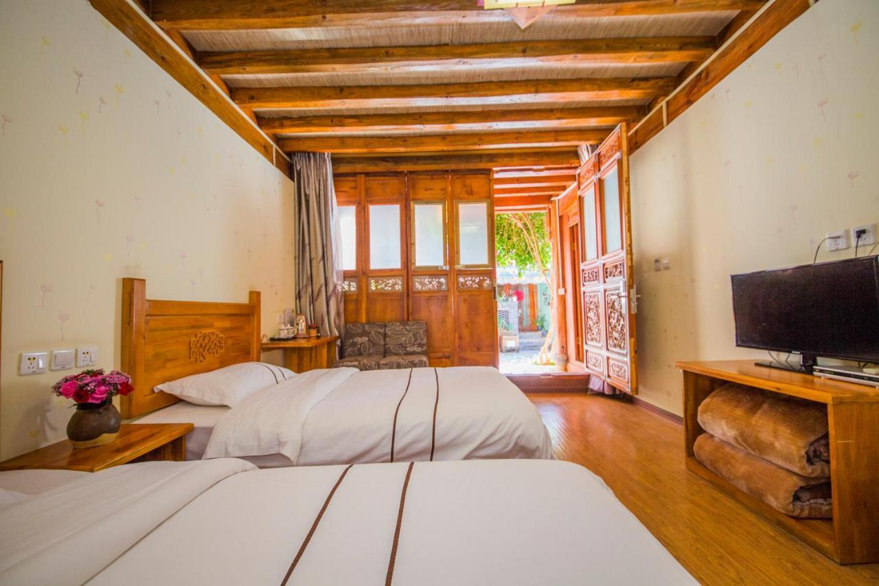 Lijiang Rongyi Homestay Kültér fotó